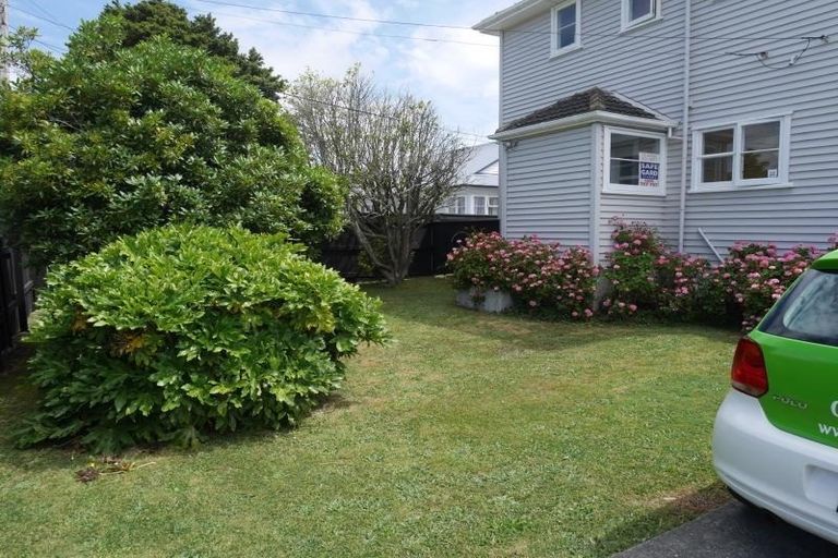 Photo of property in 51 Compton Crescent, Taita, Lower Hutt, 5011