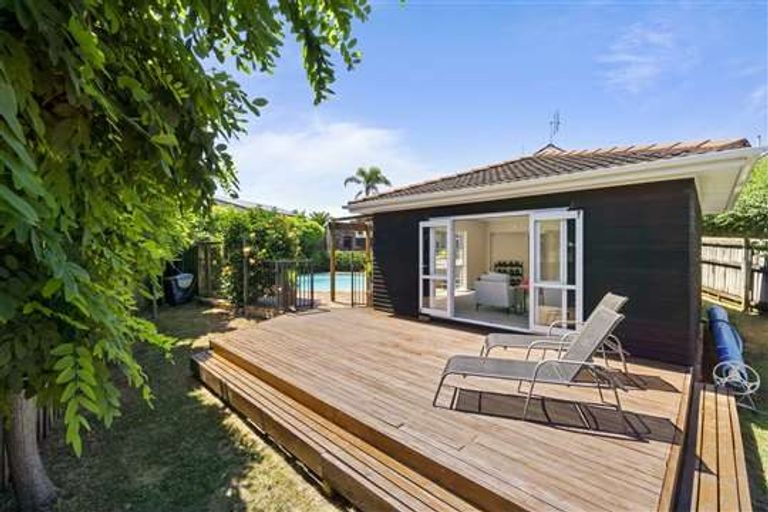 Photo of property in 7 Trafalgar Road, Milford, Auckland, 0620