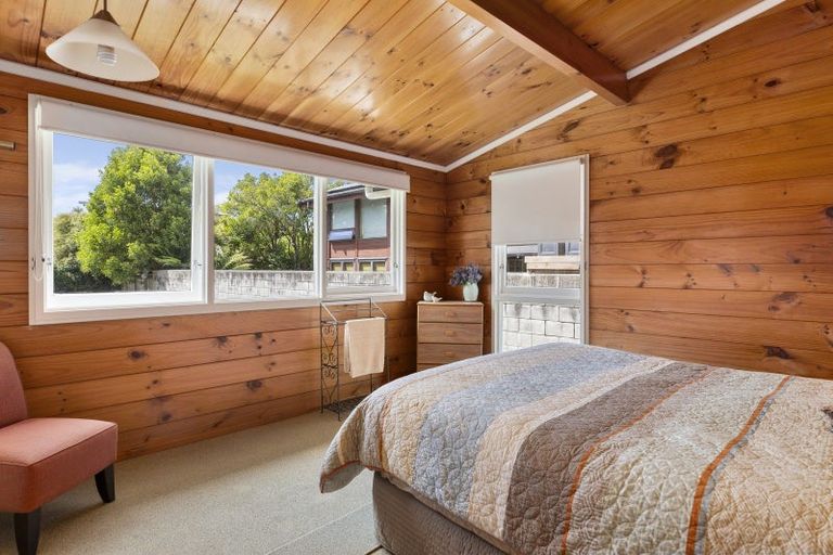 Photo of property in 30 Pokaka Crescent, Wharewaka, Taupo, 3330