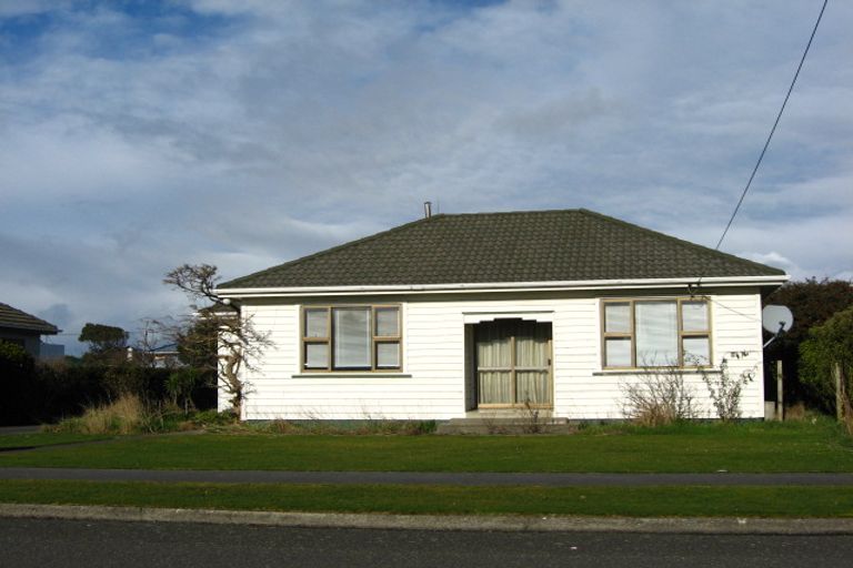 Photo of property in 25 Renfrew Street, Waikiwi, Invercargill, 9810