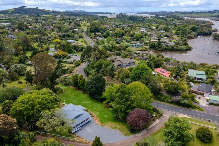 Photo of property in 156 Landing Road, Kerikeri, 0230