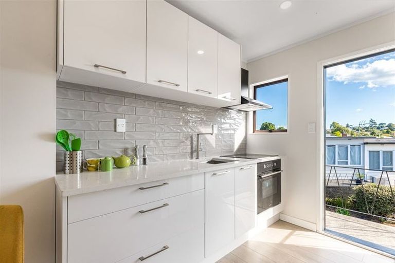 Photo of property in 5/31 Blease Street, New Lynn, Auckland, 0600