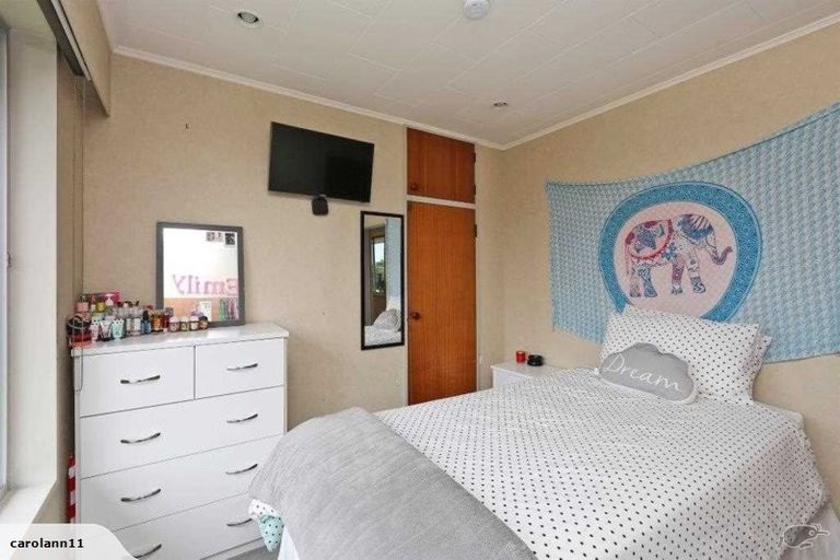 Photo of property in 13 Bale Place, Havelock North, 4130