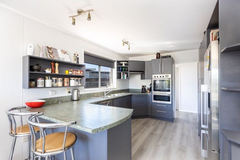 Photo of property in 49 Clifton Drive, Waitara, 4320