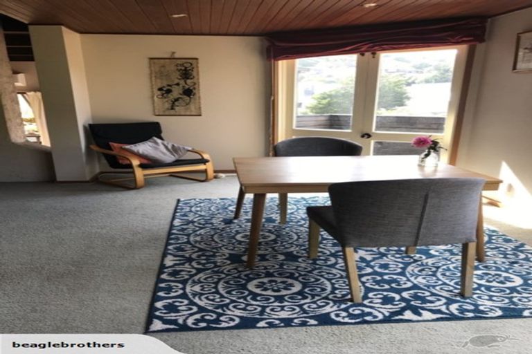 Photo of property in 6a Woodford Way, Crofton Downs, Wellington, 6035