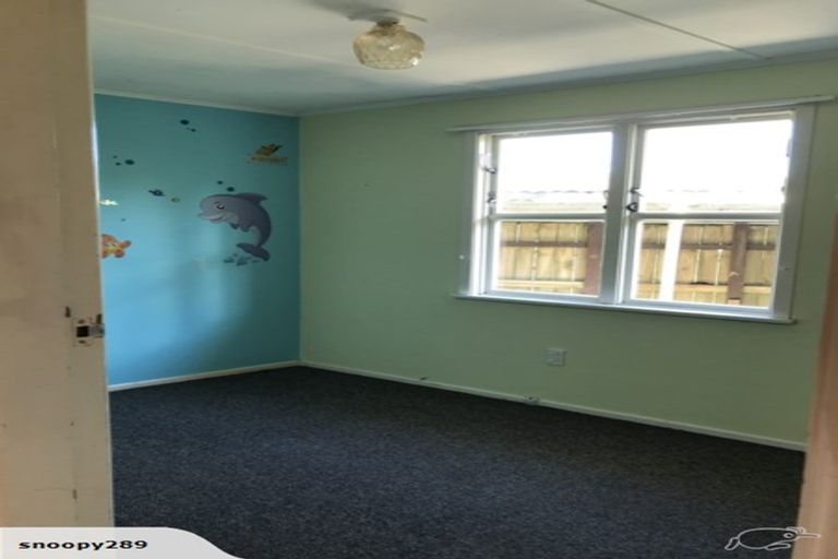 Photo of property in 36 Montreal Grove, Kingston, Wellington, 6021