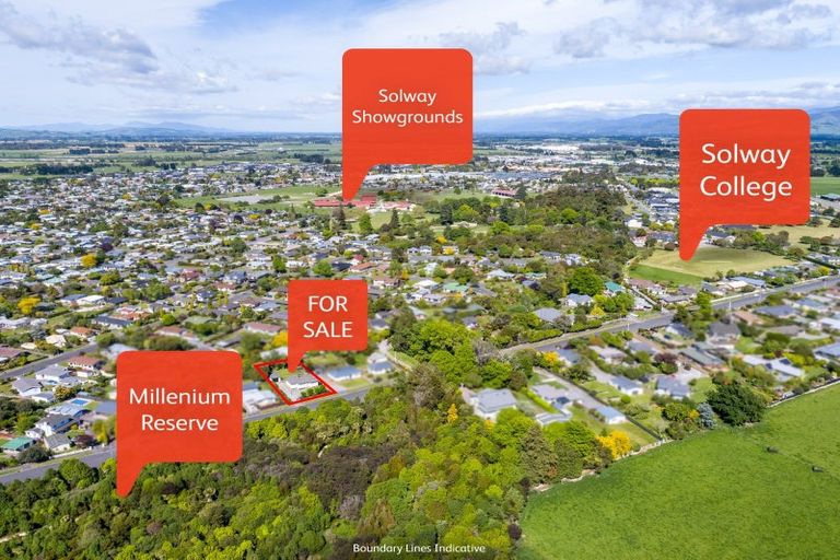 Photo of property in 37 Hillcrest Street, Solway, Masterton, 5810