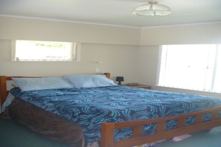 Photo of property in 24 Royston Street, Rosehill, Papakura, 2113