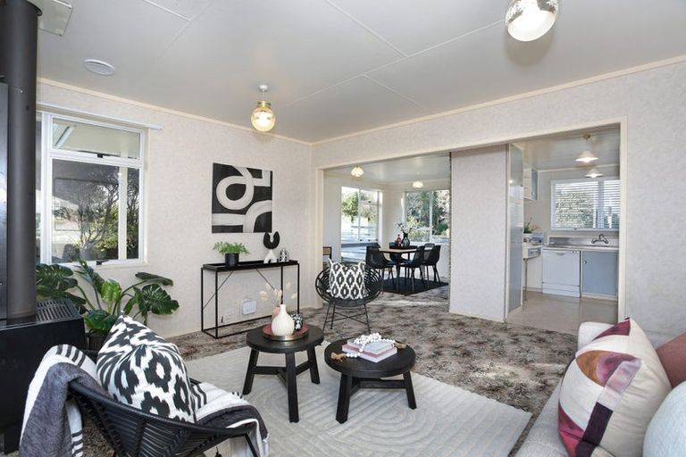 Photo of property in 1 Edward Street, Bulls, 4818