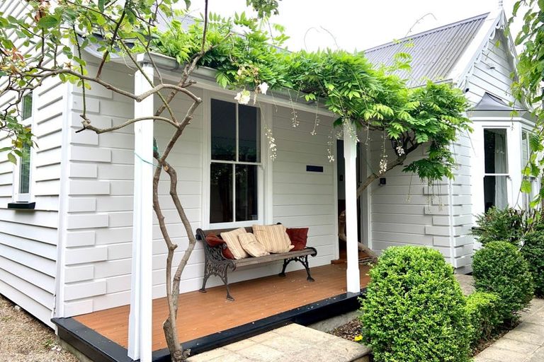 Photo of property in 139 Springfield Road, St Albans, Christchurch, 8014