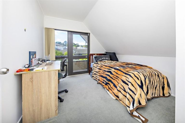 Photo of property in 44 Earnslaw Crescent, Clover Park, Auckland, 2019