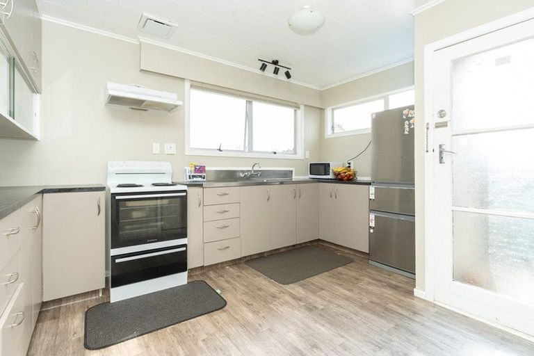 Photo of property in 18a Breckons Avenue, Nawton, Hamilton, 3200