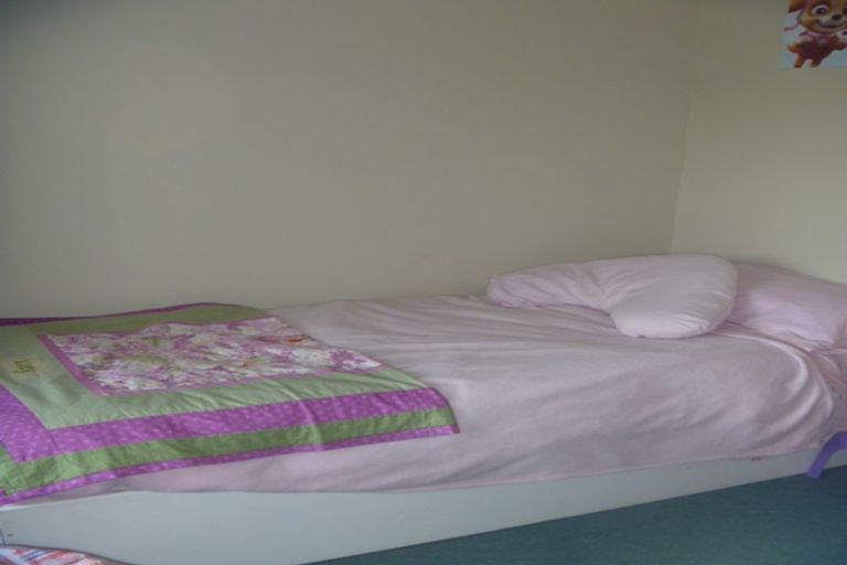 Photo of property in 24 Royston Street, Rosehill, Papakura, 2113