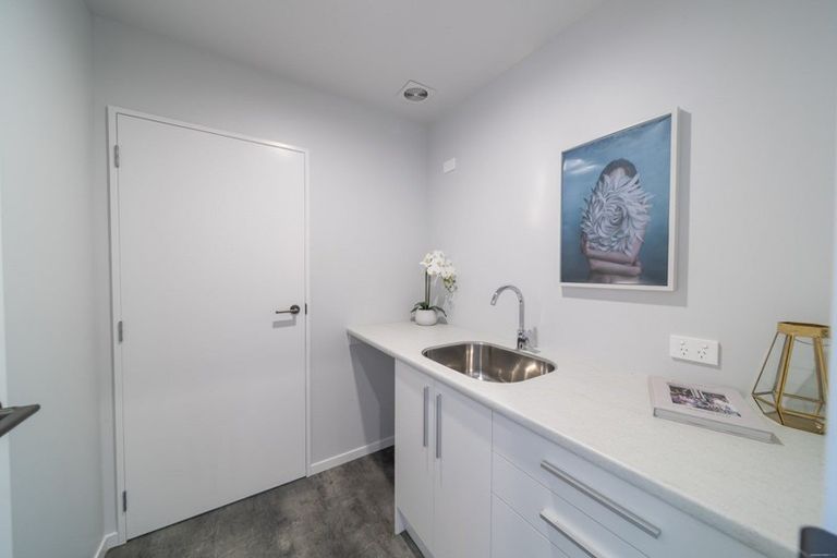 Photo of property in 17 George Drive, Lower Shotover, Queenstown, 9304