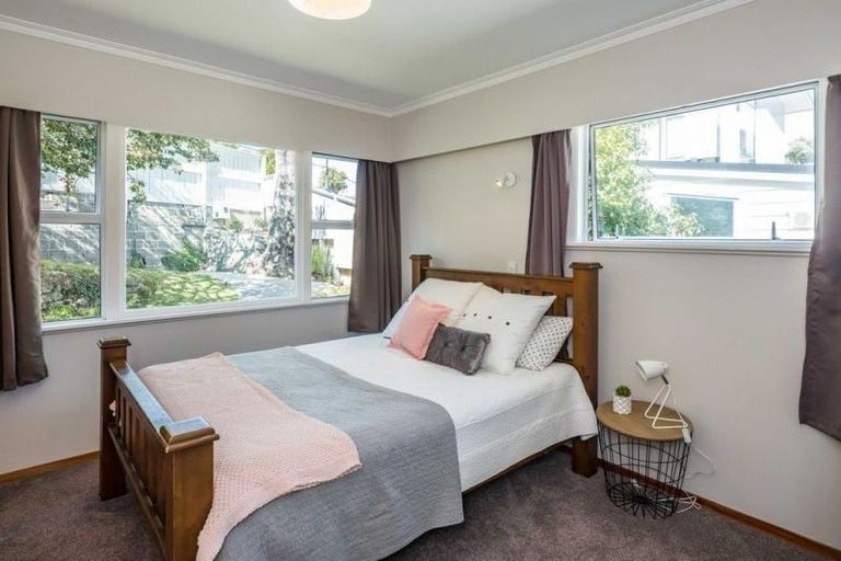 Photo of property in 38 Cockayne Road, Khandallah, Wellington, 6035