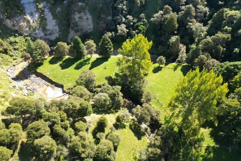 Photo of property in 199 Parihauhau Road, Parikino, Whanganui, 4575