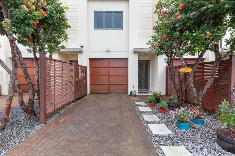 Photo of property in 54 Waterside Crescent, Gulf Harbour, Whangaparaoa, 0930