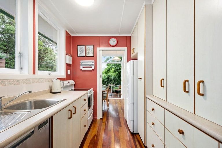 Photo of property in 43 Norwich Street, Wilton, Wellington, 6012