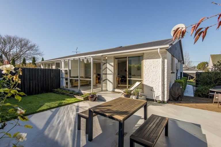 Photo of property in 23b Tomes Road, St Albans, Christchurch, 8052