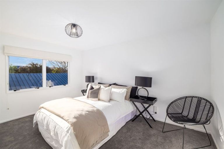 Photo of property in 2/212 Springfield Road, St Albans, Christchurch, 8014