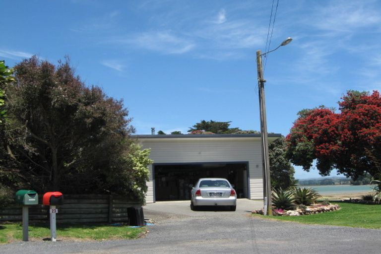 Photo of property in 25 Keven Road, Clarks Beach, Pukekohe, 2679