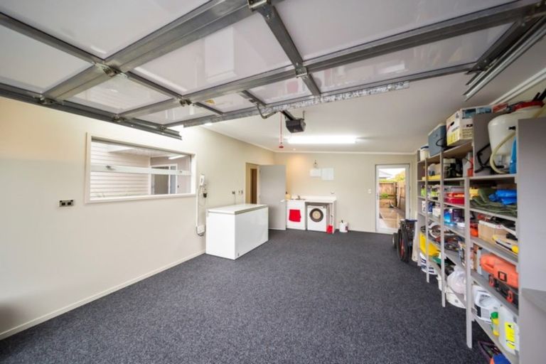 Photo of property in 1/297 Carrington Street, Vogeltown, New Plymouth, 4310