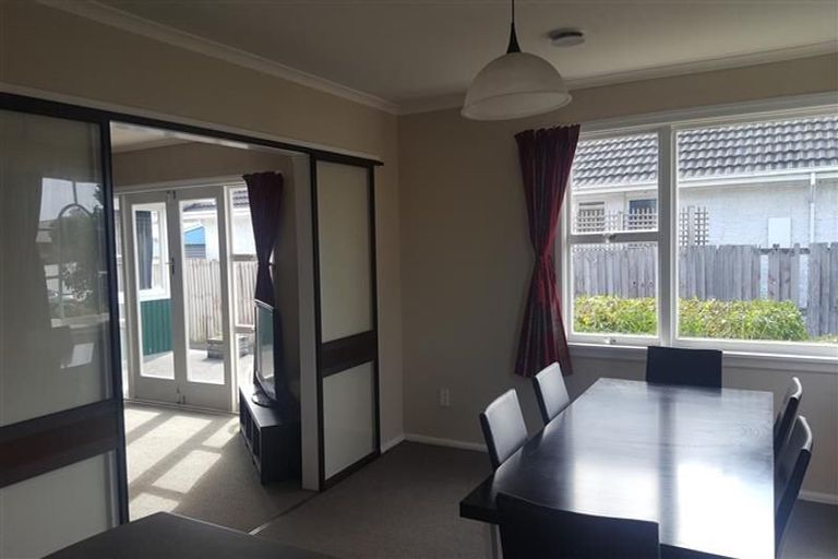 Photo of property in 21 Longmuir Street, Ilam, Christchurch, 8041
