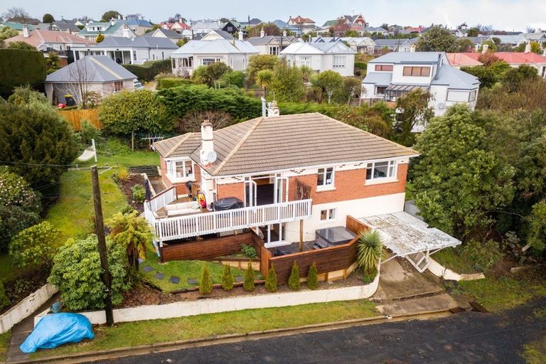 Photo of property in 30 Northview Crescent, Belleknowes, Dunedin, 9011