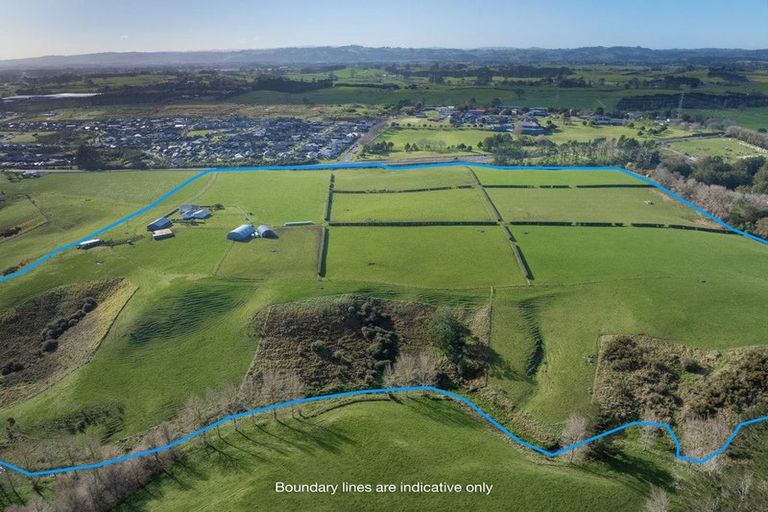 Photo of property in 786 Paerata Road, Paerata, Drury, 2676