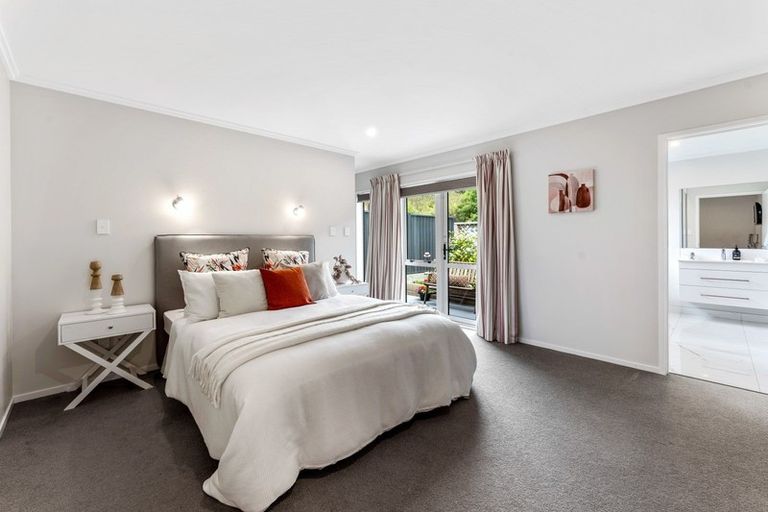 Photo of property in 29 Somerby Mews, Silverstream, Upper Hutt, 5019