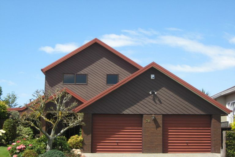 Photo of property in 28 Salford Avenue, Redwood, Christchurch, 8051