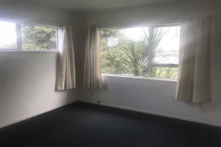 Photo of property in 1 Bedlington Avenue, Manurewa, Auckland, 2102