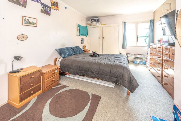 Photo of property in 43 Cornfoot Street, Castlecliff, Whanganui, 4501