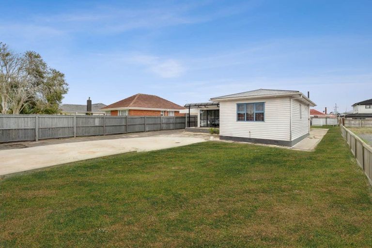 Photo of property in 51 Buckland Road, Mangere East, Auckland, 2024