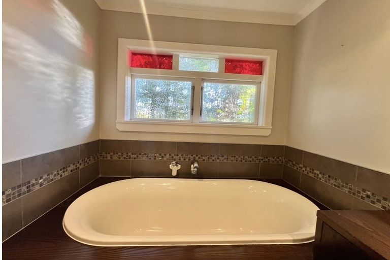 Photo of property in 1344 Alfriston Road, Alfriston, Manurewa, 2576