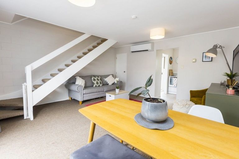 Photo of property in 7/2 Ararino Street, Trentham, Upper Hutt, 5018