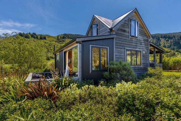 Photo of property in 9e Lady Cobham Grove, Anakiwa, Linkwater, 7281