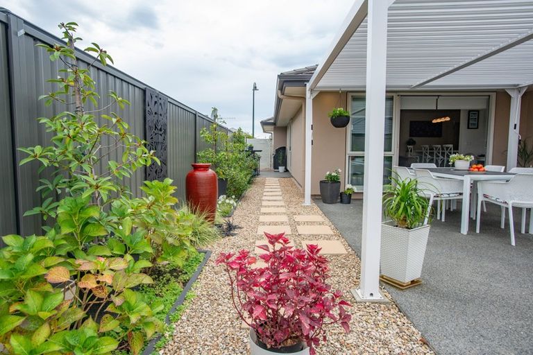 Photo of property in 9 Manganui Place, Te Awa, Napier, 4110