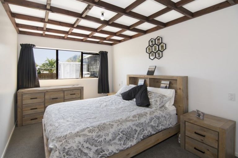 Photo of property in 1/1 Windlesham Place, Wakefield, 7025