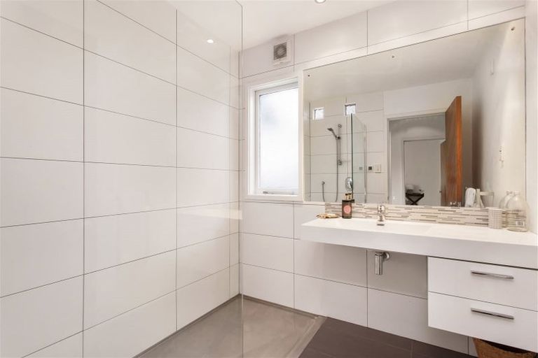 Photo of property in 58 Weka Street, Fendalton, Christchurch, 8041