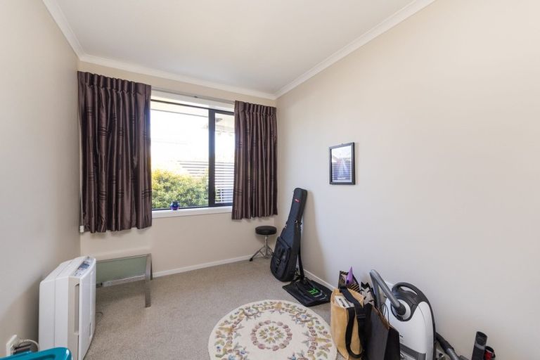Photo of property in 15 Thomson Street, West End, Palmerston North, 4412