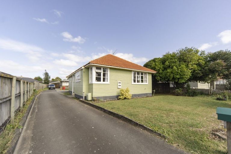 Photo of property in 5 Paul Crescent, Fairfield, Hamilton, 3214