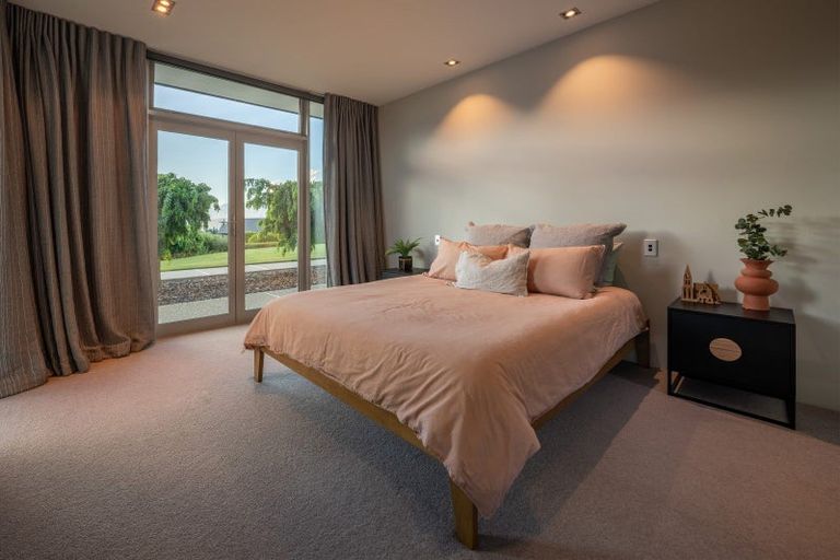 Photo of property in 35 Ridgecrest, Wanaka, 9305