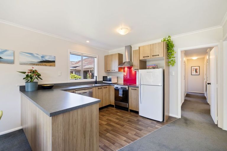 Photo of property in 1/149 Wairakei Road, Bryndwr, Christchurch, 8053