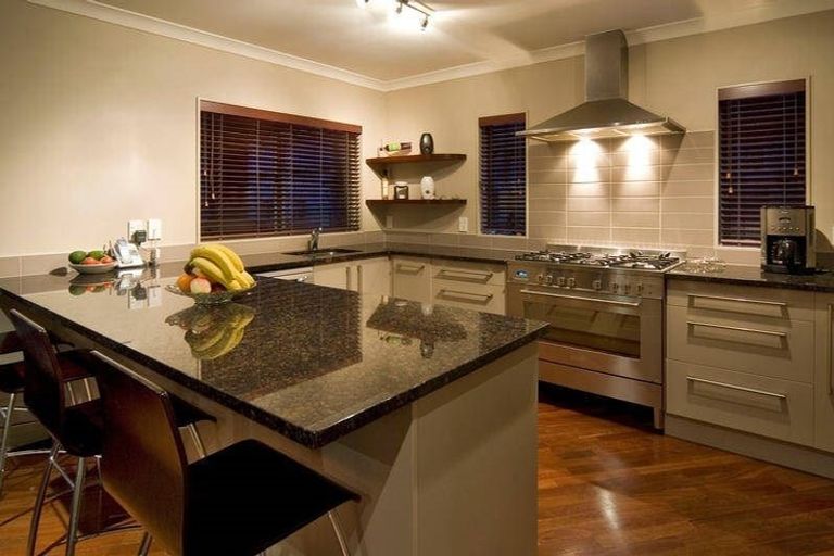 Photo of property in 28 Carol Lee Place, Albany Heights, Auckland, 0632