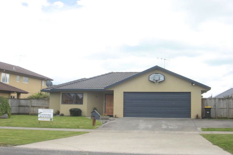 Photo of property in 183 Thornton Road, Cambridge, 3434