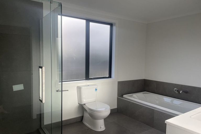 Photo of property in 2/333 Horsham Downs Road, Hamilton