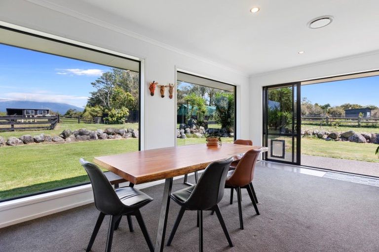 Photo of property in 350 Bedford Road, Kaimiro, Inglewood, 4386