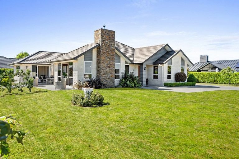 Photo of property in 23 Baxter Michael Crescent, Cambridge, 3434