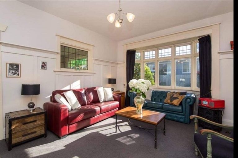 Photo of property in 11 Claremont Avenue, Papanui, Christchurch, 8053